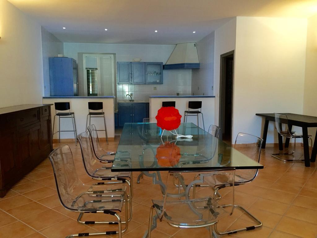 Les Appartements Du Port Bonifacio  Pokoj fotografie